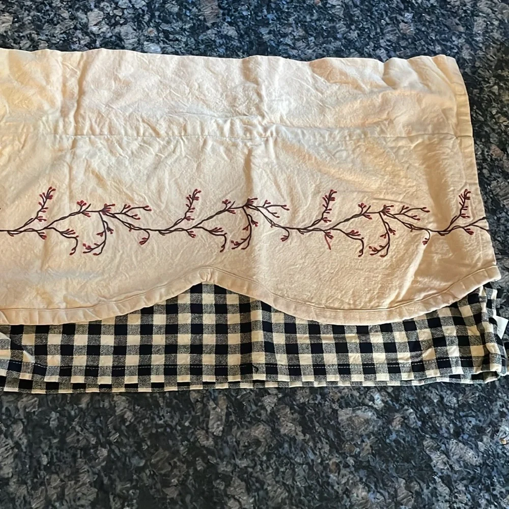 Embroidered Cream and Black Valance